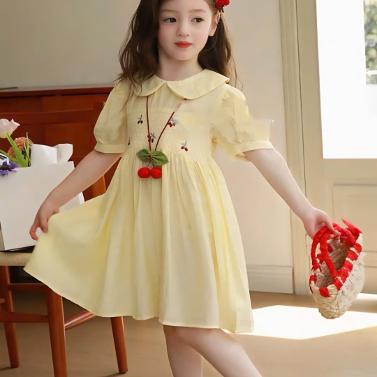 Mẫu đầm ngực thêu Cherry style tiểu thư cho bé gái