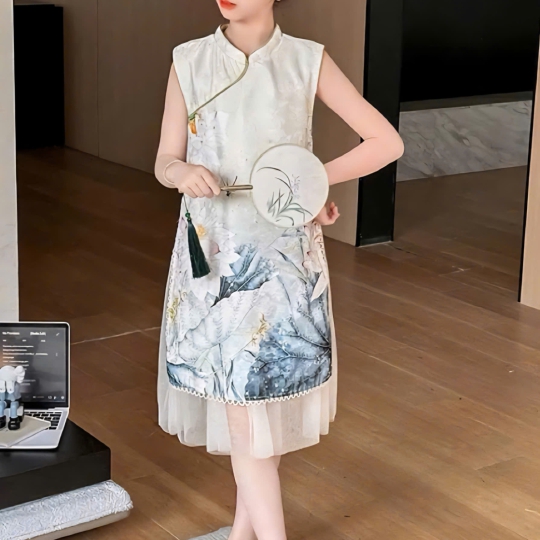Mẫu sườn xám cách tân bé gái